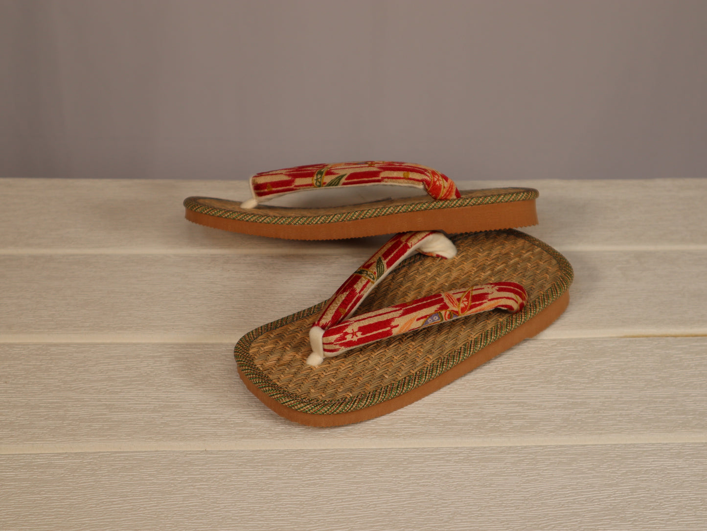 はらっぱぞうり～あでやか～